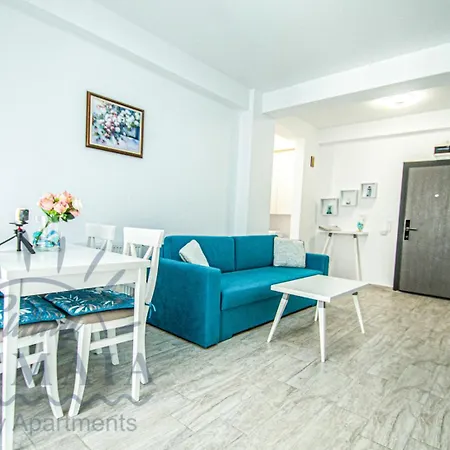 Astoria 4 By Sunny Mamaia *
